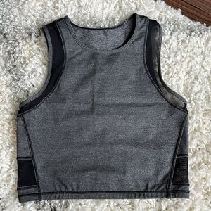 Lululemon crop top
